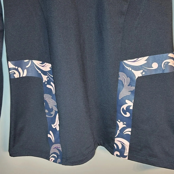 *NWOT* NVO Mock Neck 1/4 Zip Navy Blue, Pink Floral Top, Sz S, Golf Micro-Fleece - Picture 3 of 9